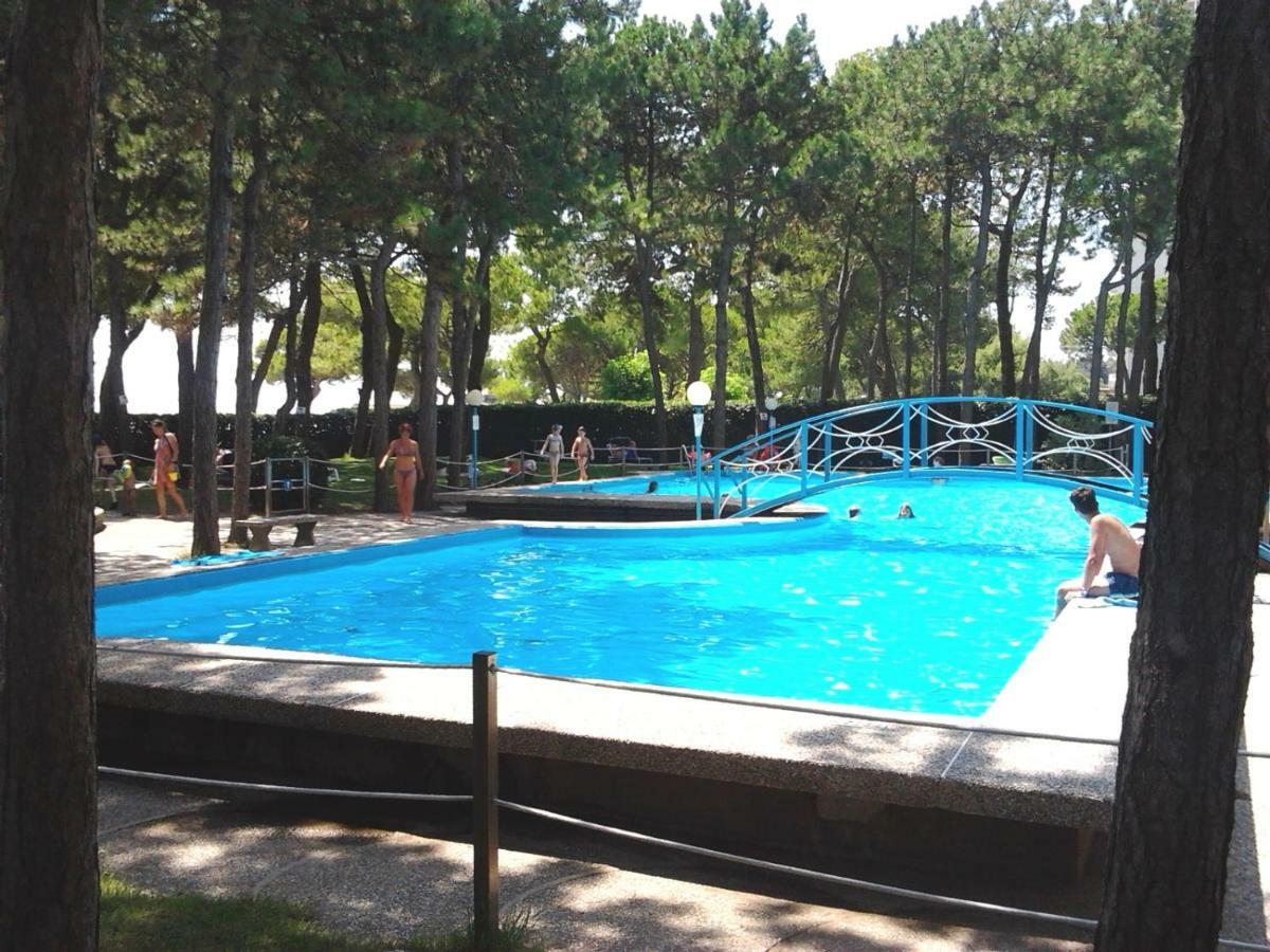 Cristallo Residence Lignano Sabbiadoro Eksteriør billede